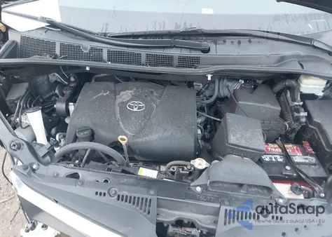 2018 Toyota Sienna Le 8 Passenger из США, поврежденный, VIN 5TDKZ3DC4JS914769